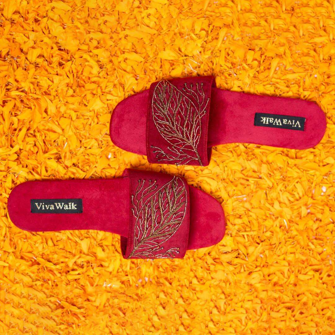 Nazaqat Vivawalk flats chappals