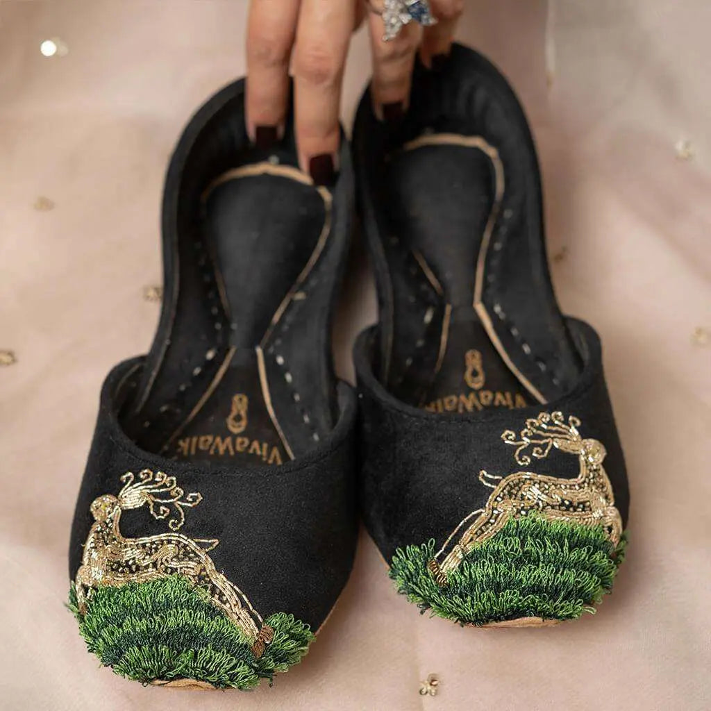 Forest Muse Vivawalk khussa shoes online