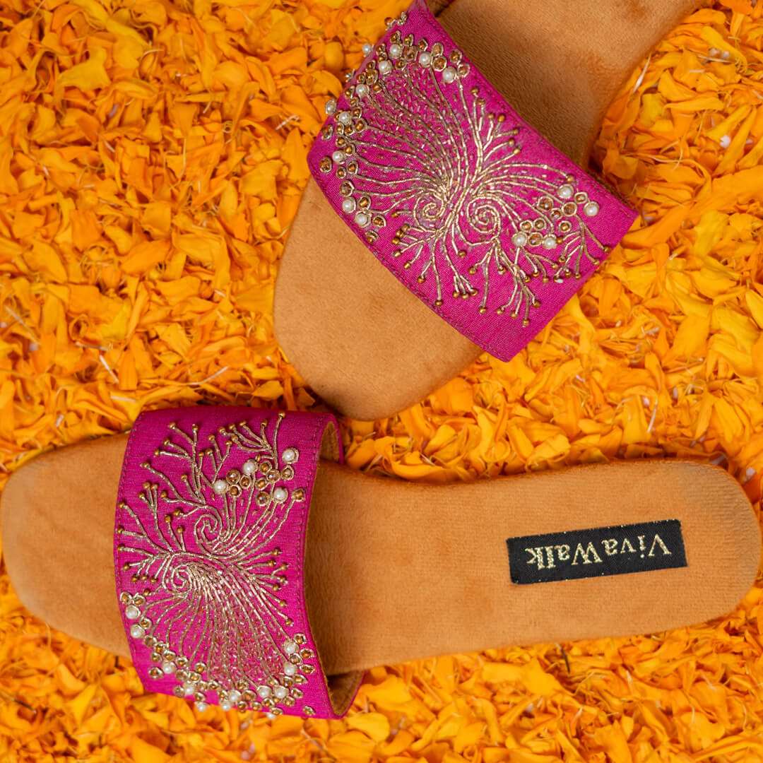 Mehfil-e-Mohabbat Vivawalk flats chappals