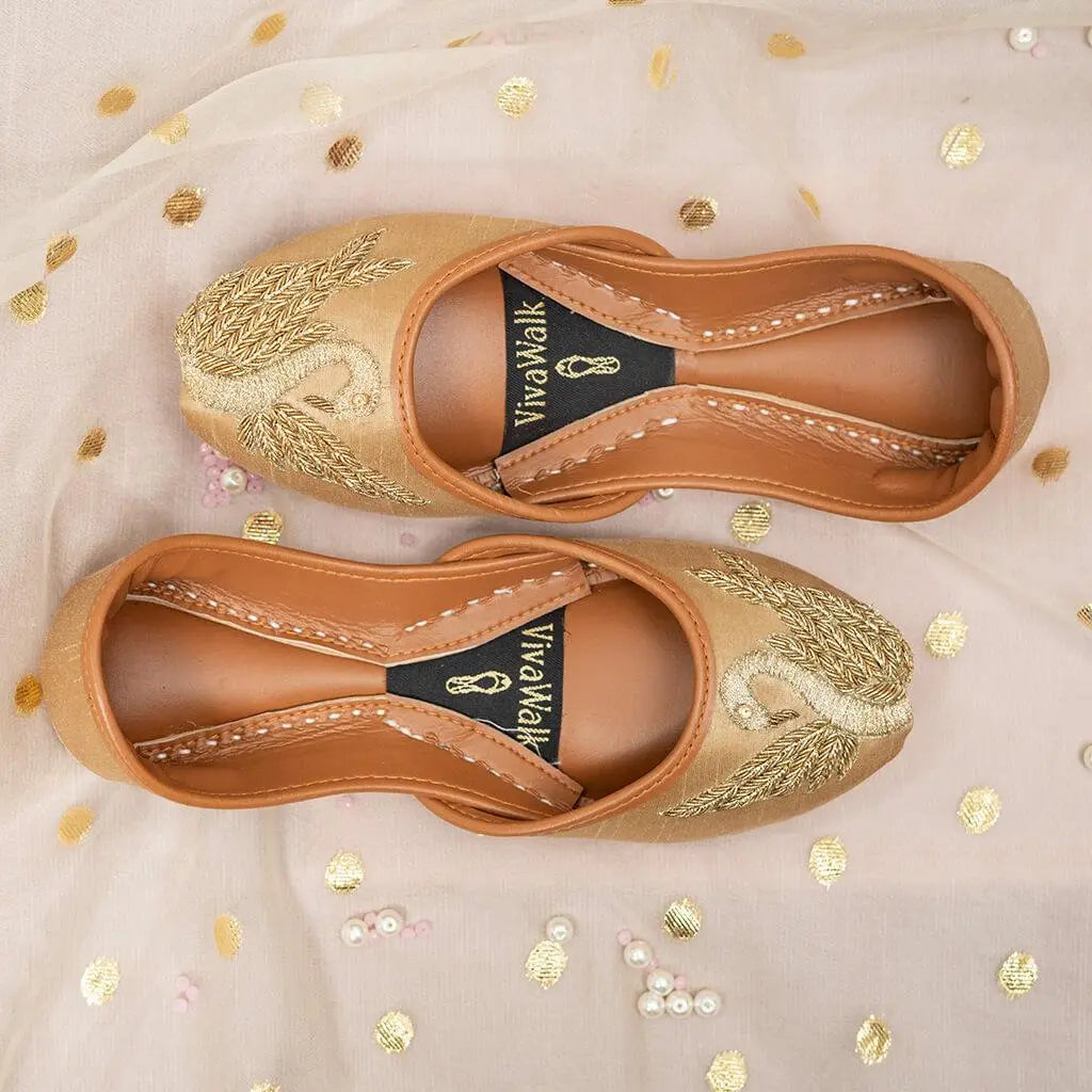 Dazzling Duck Vivawalk khussa shoes online