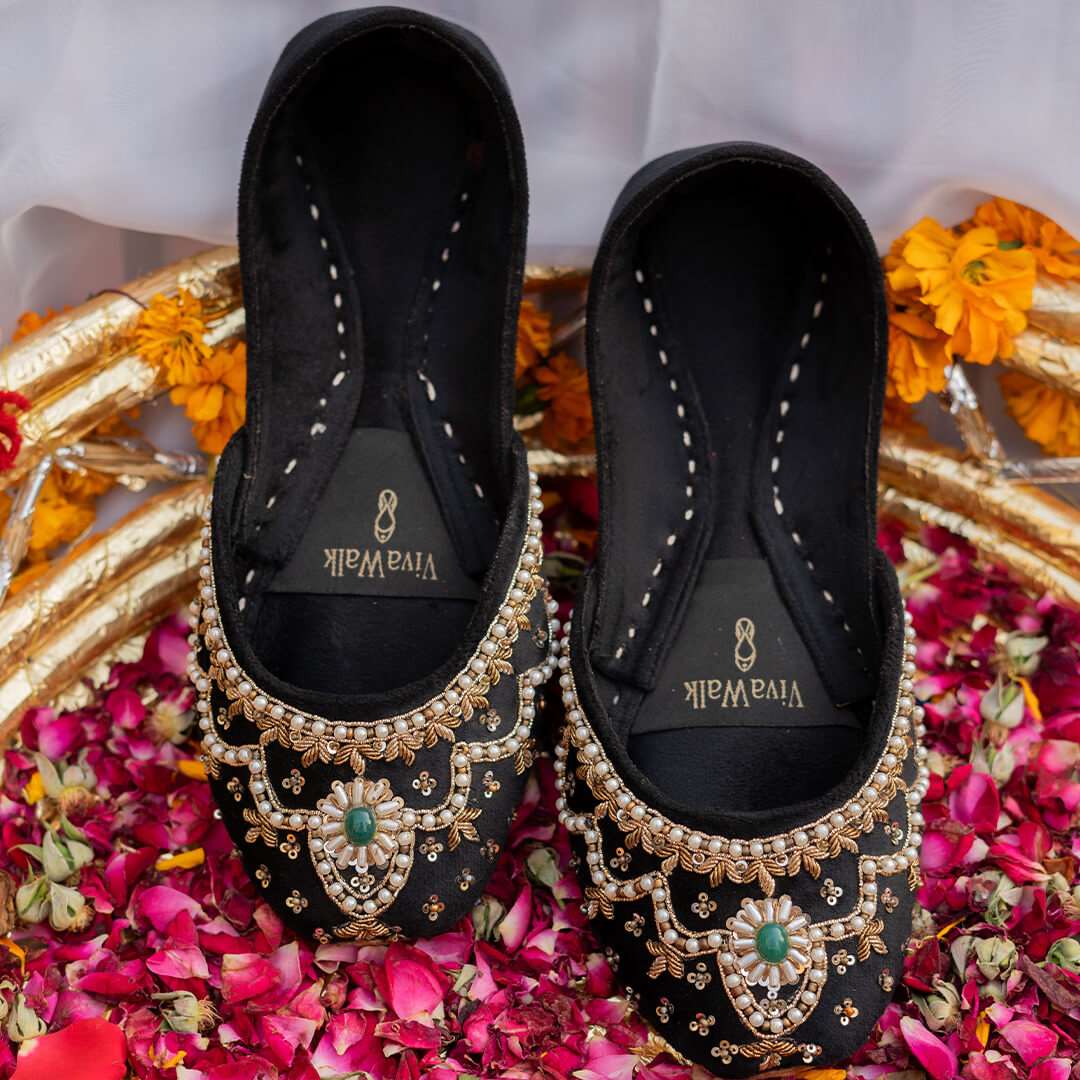 Noor-e-Ishq Vivawalk khussa shoes online