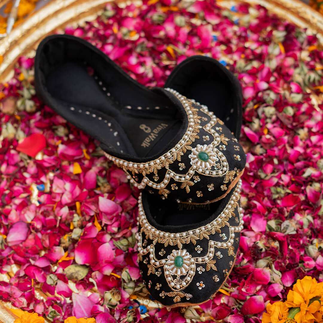 Noor-e-Ishq Vivawalk khussa shoes online