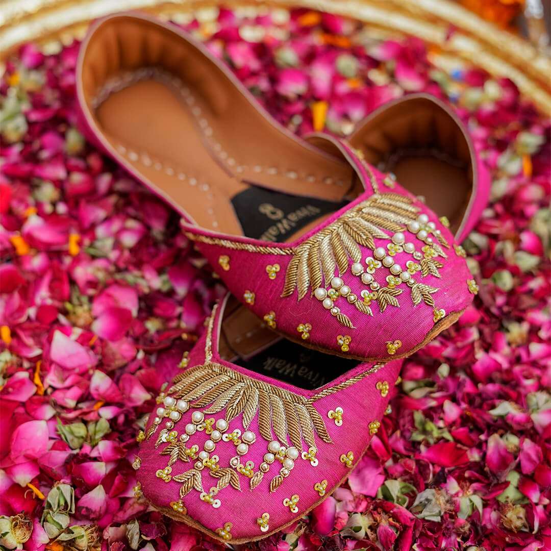 Shehnai Vivawalk khussa shoes online