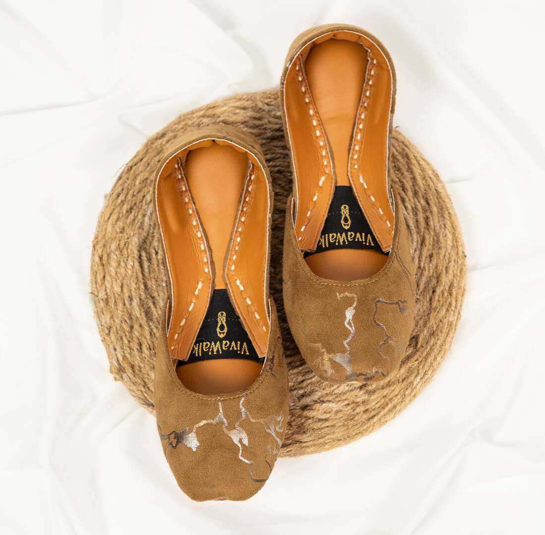 Velvet Noir Vivawalk khussa shoes online