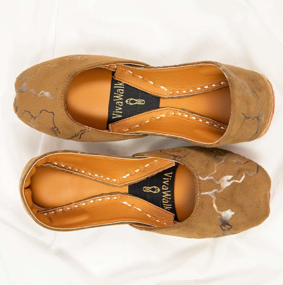 Velvet Noir Vivawalk khussa shoes online