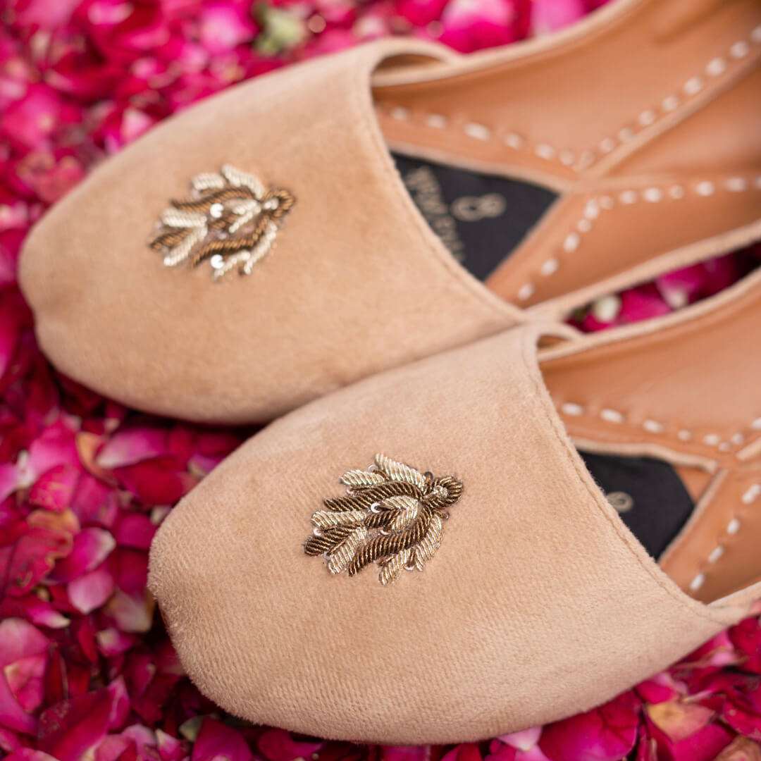 Sheesh Mahal Vivawalk khussa shoes online