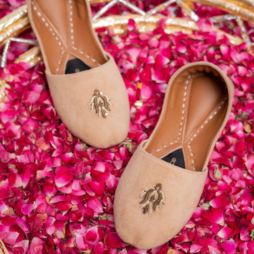 Sheesh Mahal Vivawalk khussa shoes online