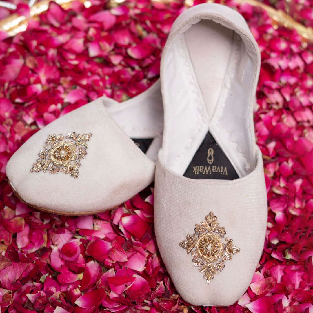 Ishq e Naz Vivawalk khussa shoes online