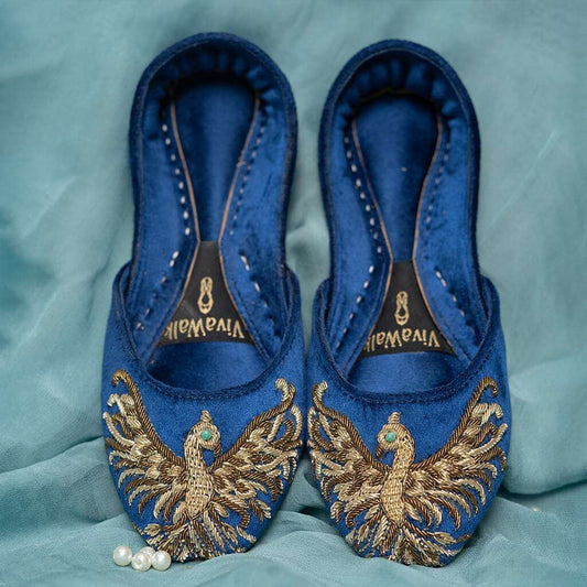 Royal Phoenix Vivawalk khussa shoes online