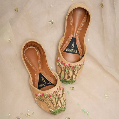 Enchanted Grove Vivawalk khussa shoes online