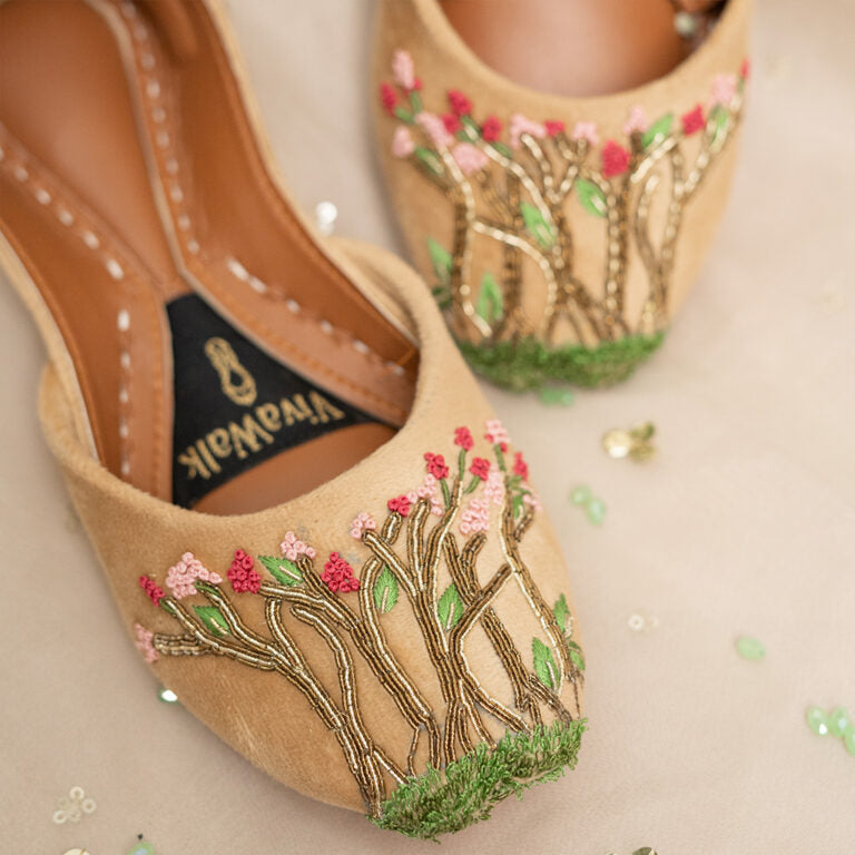 Enchanted Grove Vivawalk khussa shoes online