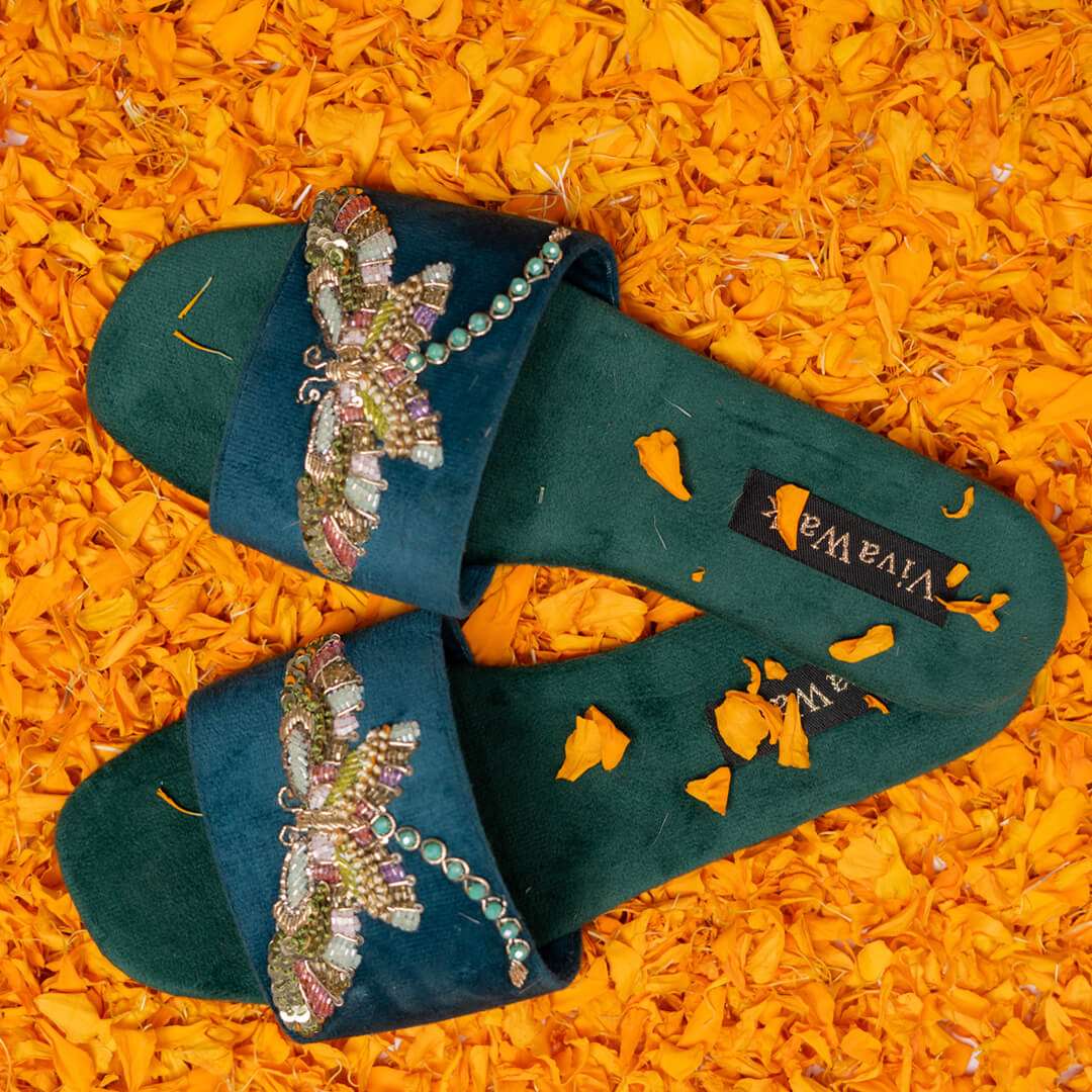 Rangreza Vivawalk flats chappals