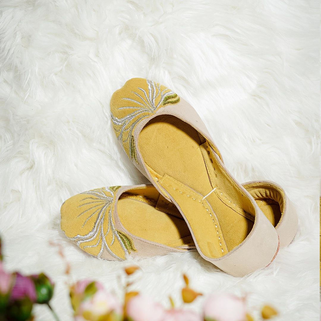 Solar bloom