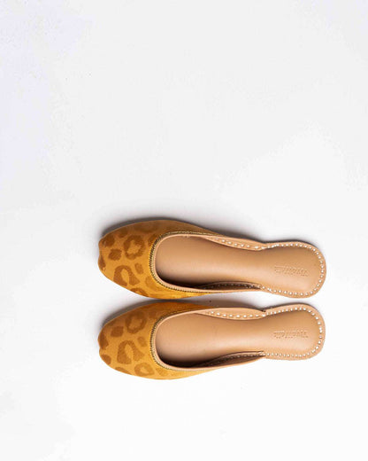 Amber Ease Vivawalk khussa shoes online