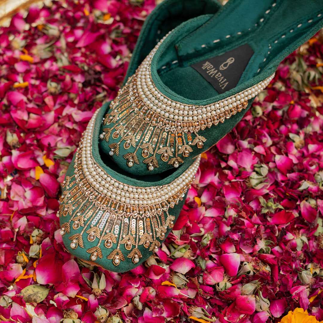 Arzoo Vivawalk khussa shoes online