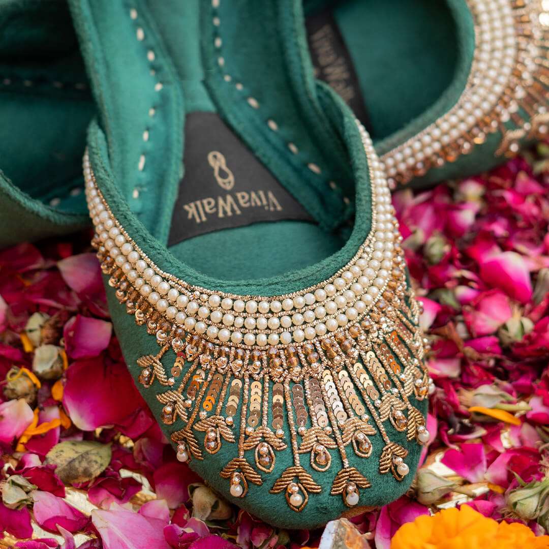 Arzoo Vivawalk khussa shoes online