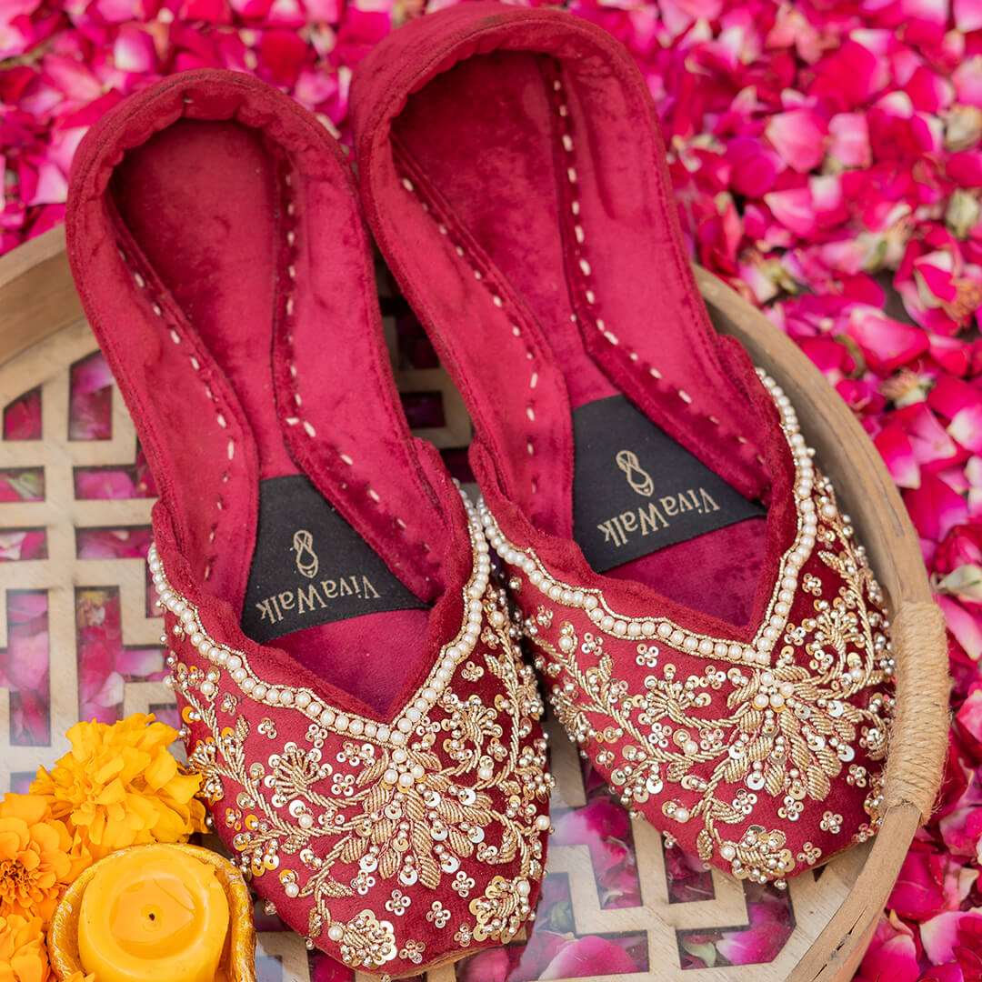 Ishq-e-Laal Vivawalk khussa shoes online