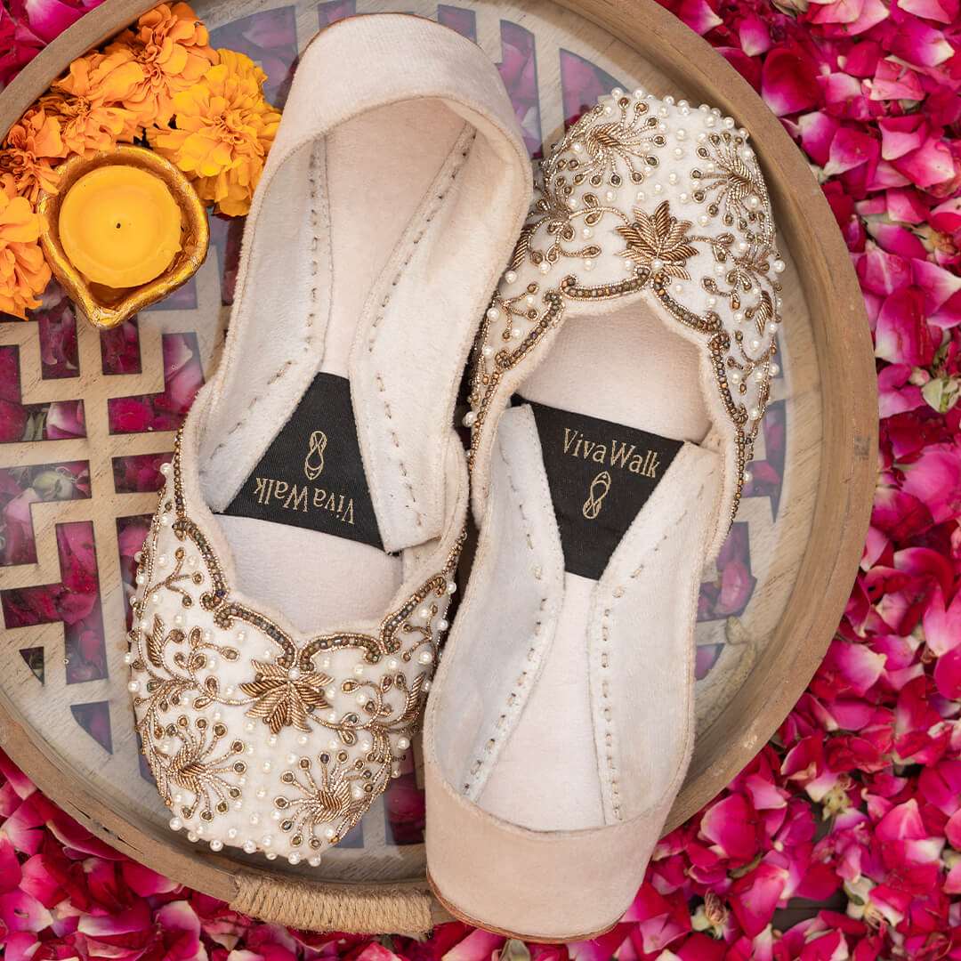 Gul-e-wisaal Vivawalk khussa shoes online