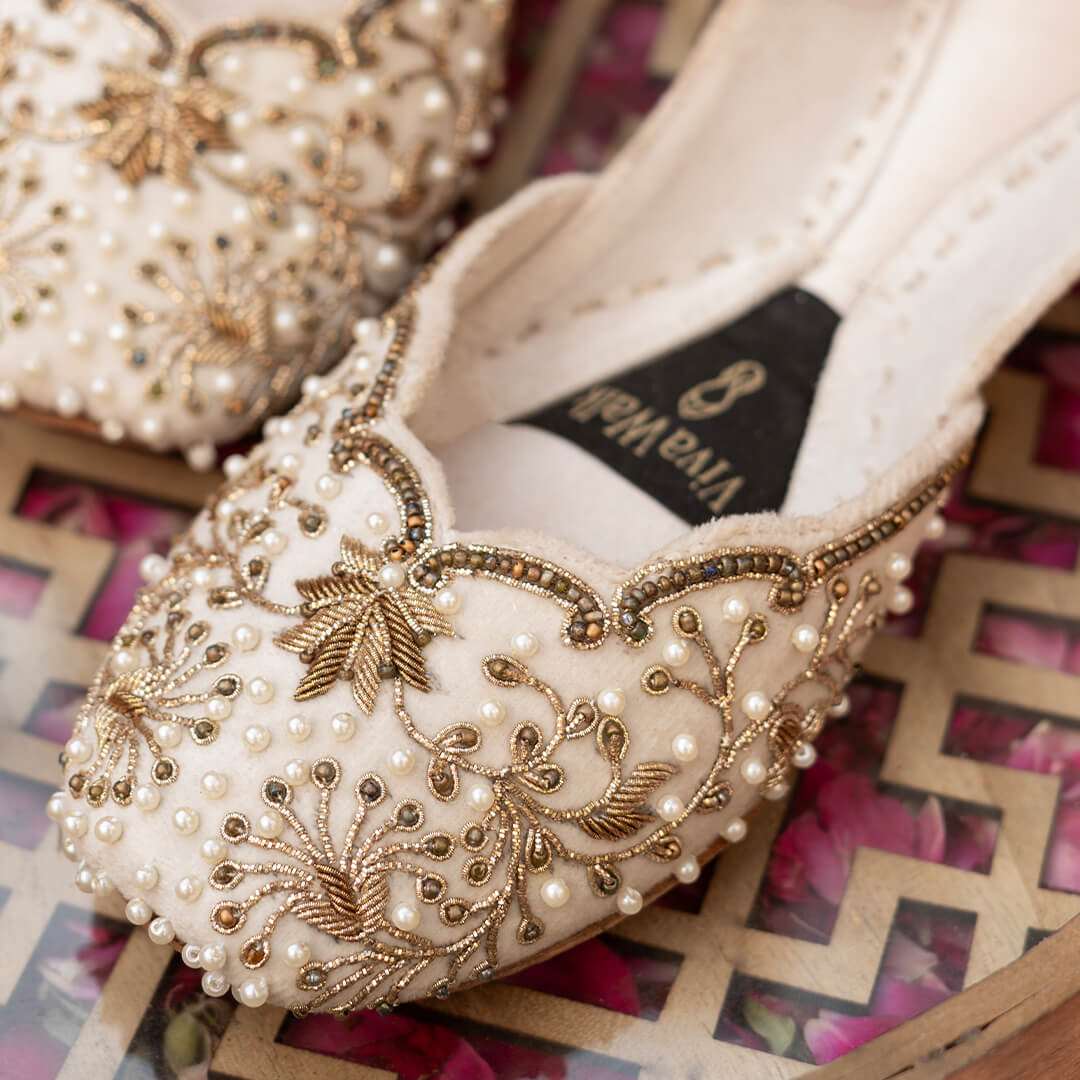 Gul-e-wisaal Vivawalk khussa shoes online