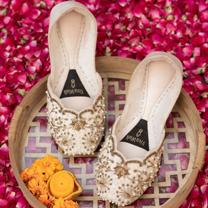 Gul-e-wisaal Vivawalk khussa shoes online