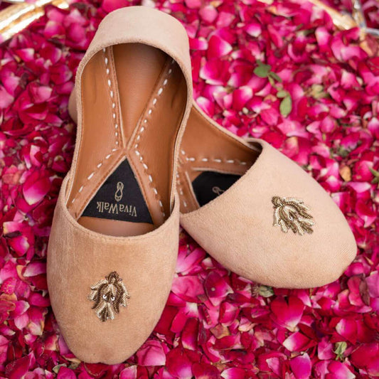 Sheesh Mahal Vivawalk khussa shoes online